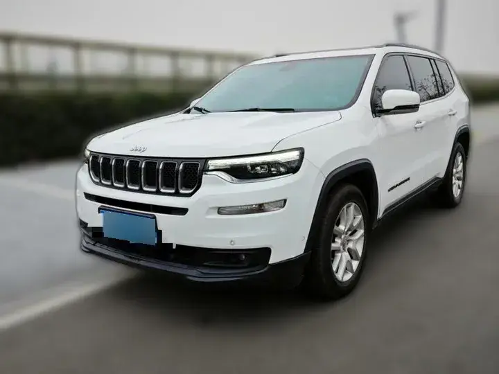 2018 Jeep Commander 2.0T 234HP L4 9AT