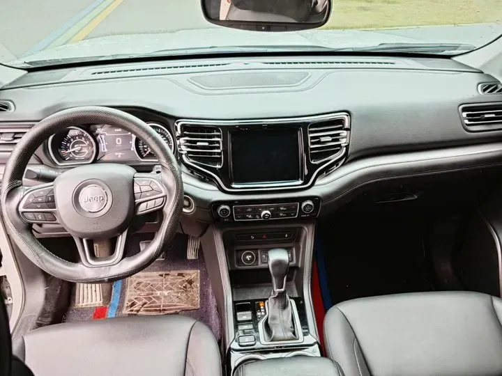 2018 Jeep Commander 2.0T 234HP L4 9AT,autocango,china used car exporter,china ev exporter,chinese used car exporter,chinese used ev exporter