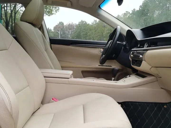 2013 Lexus ES 2.5L 184HP L4 6AT,autocango,china used car exporter,china ev exporter,chinese used car exporter,chinese used ev exporter