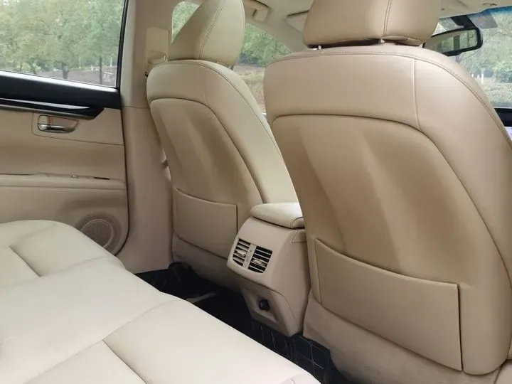 2013 Lexus ES 2.5L 184HP L4 6AT,autocango,china used car exporter,china ev exporter,chinese used car exporter,chinese used ev exporter