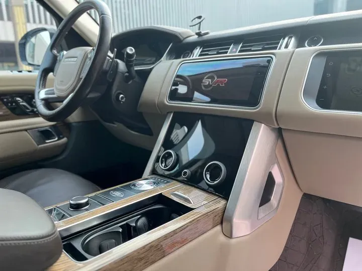 2020 Mansory Range Rover 3.0T 400HP L6 8AT,autocango,china used car exporter,china ev exporter,chinese used car exporter,chinese used ev exporter