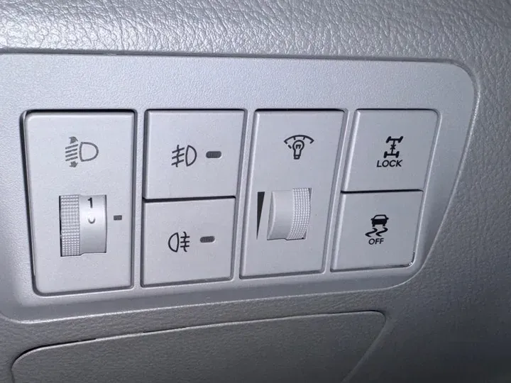 2012 Hyundai Santafe Classic 2.4L 174HP L4 6AT,autocango,china used car exporter,china ev exporter,chinese used car exporter,chinese used ev exporter