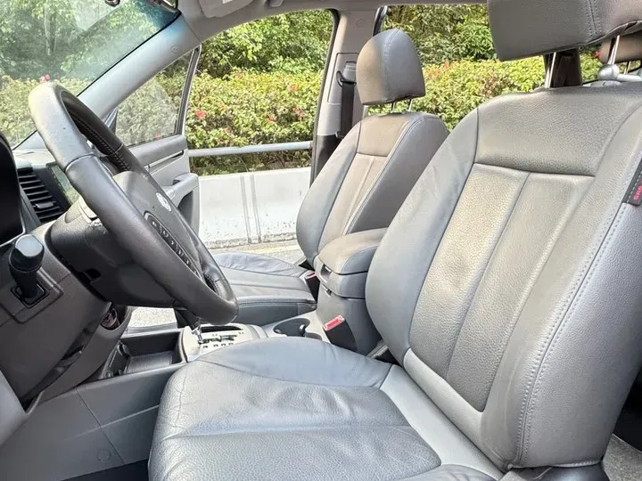 2012 Hyundai Santafe Classic 2.4L 174HP L4 6AT,autocango,china used car exporter,china ev exporter,chinese used car exporter,chinese used ev exporter