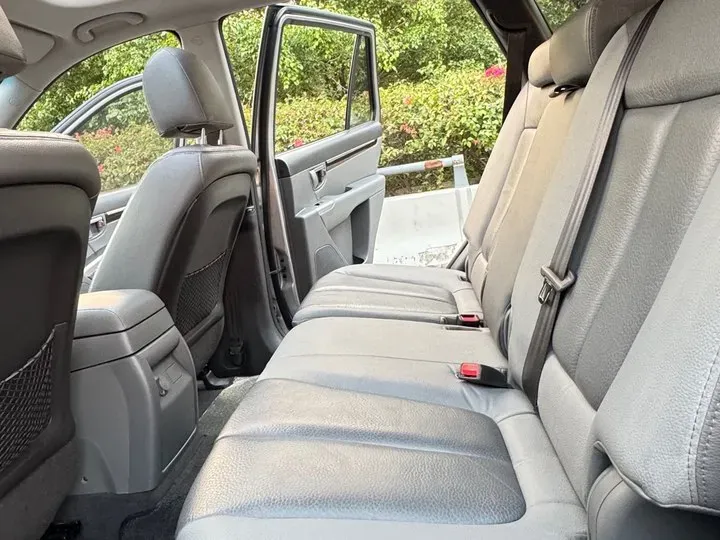 2012 Hyundai Santafe Classic 2.4L 174HP L4 6AT,autocango,china used car exporter,china ev exporter,chinese used car exporter,chinese used ev exporter
