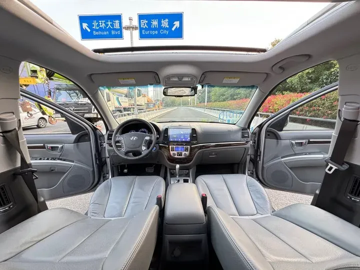 2012 Hyundai Santafe Classic 2.4L 174HP L4 6AT,autocango,china used car exporter,china ev exporter,chinese used car exporter,chinese used ev exporter