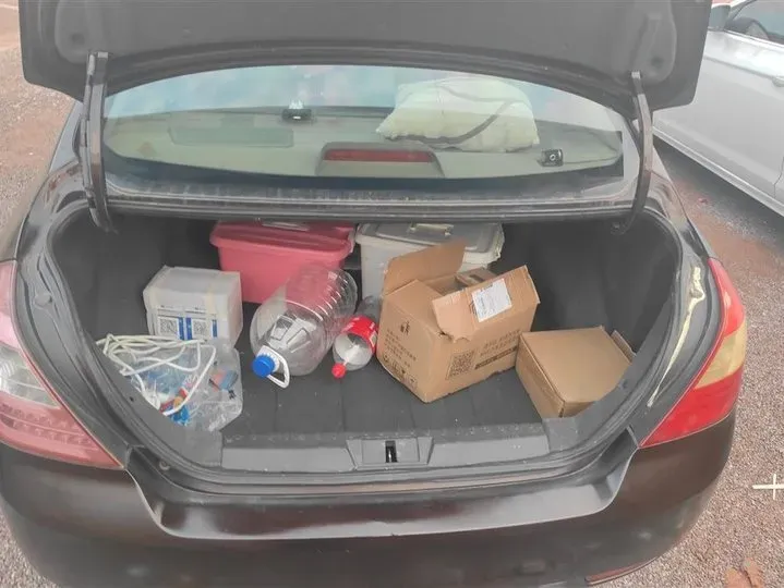 2013 Geely Emgrand Classic 1.5L 109HP L4 5MT,autocango,china used car exporter,china ev exporter,chinese used car exporter,chinese used ev exporter