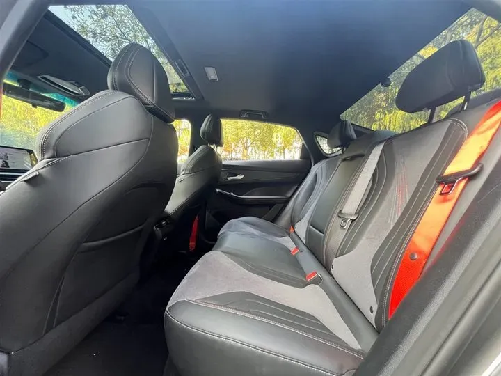 2022 Geely Binray 1.5T 181HP L4 7DCT,autocango,china used car exporter,china ev exporter,chinese used car exporter,chinese used ev exporter