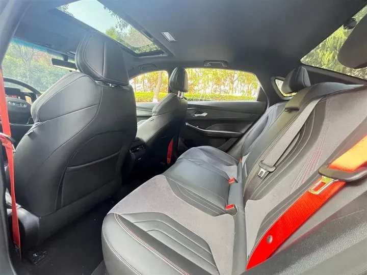 2022 Geely Binray 1.5T 181HP L4 7DCT,autocango,china used car exporter,china ev exporter,chinese used car exporter,chinese used ev exporter