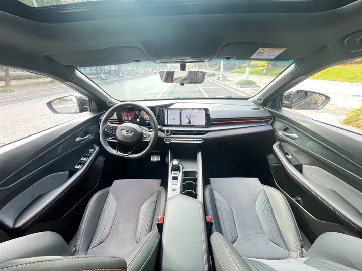 2022 Geely Binray 1.5T 181HP L4 7DCT,autocango,china used car exporter,china ev exporter,chinese used car exporter,chinese used ev exporter