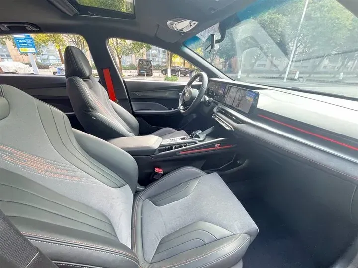 2022 Geely Binray 1.5T 181HP L4 7DCT,autocango,china used car exporter,china ev exporter,chinese used car exporter,chinese used ev exporter