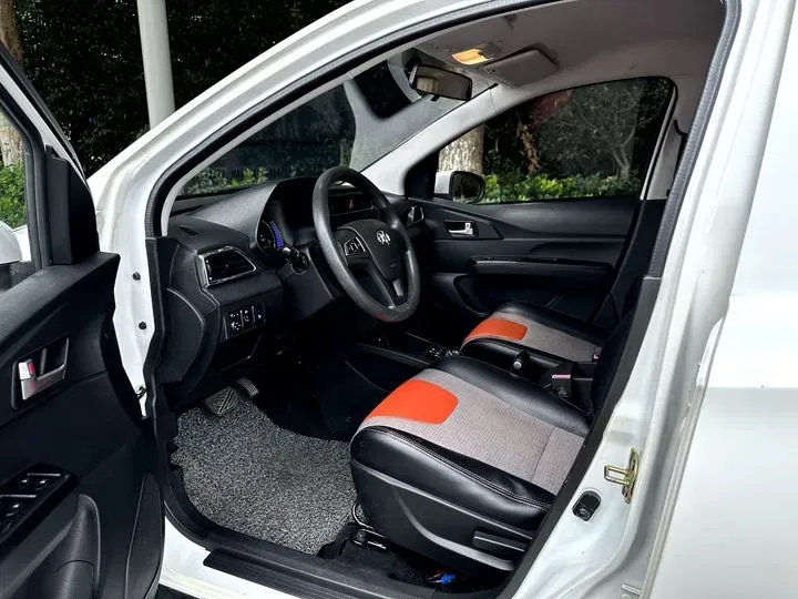 2017 BAIC BJEV EC BEV 20.3KWH,autocango,china used car exporter,china ev exporter,chinese used car exporter,chinese used ev exporter