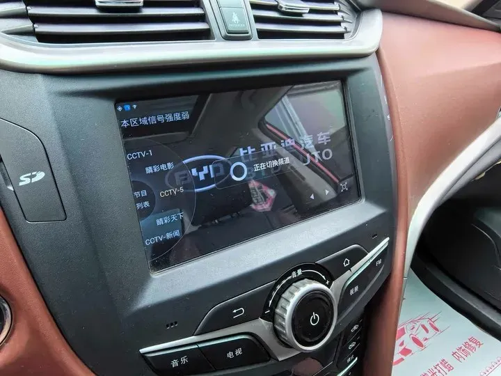 2014 BYD G5 1.5T 154HP L4 6DCT,autocango,china used car exporter,china ev exporter,chinese used car exporter,chinese used ev exporter