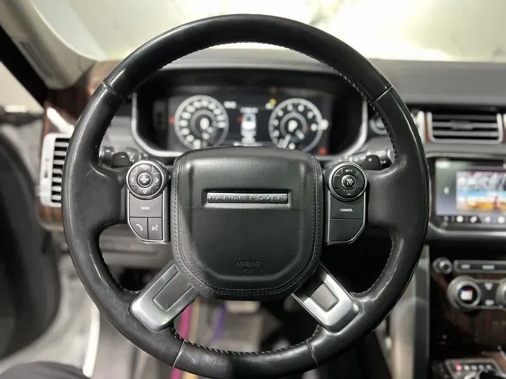 2020 Mansory Range Rover 3.0T 400HP L6 8AT,autocango,china used car exporter,china ev exporter,chinese used car exporter,chinese used ev exporter