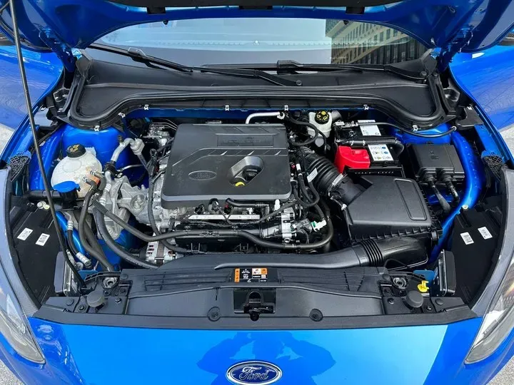 2021 Ford Focus 1.5T 174HP L3 8AT,autocango,china used car exporter,china ev exporter,chinese used car exporter,chinese used ev exporter