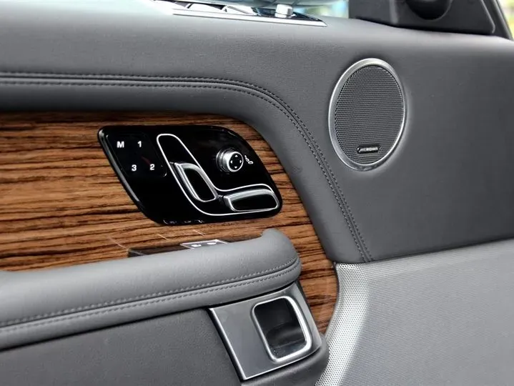 2020 Mansory Range Rover 3.0T 400HP L6 8AT,autocango,china used car exporter,china ev exporter,chinese used car exporter,chinese used ev exporter