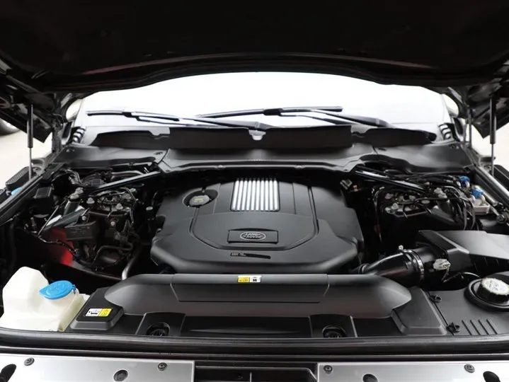 2020 Mansory Range Rover 3.0T 400HP L6 8AT,autocango,china used car exporter,china ev exporter,chinese used car exporter,chinese used ev exporter