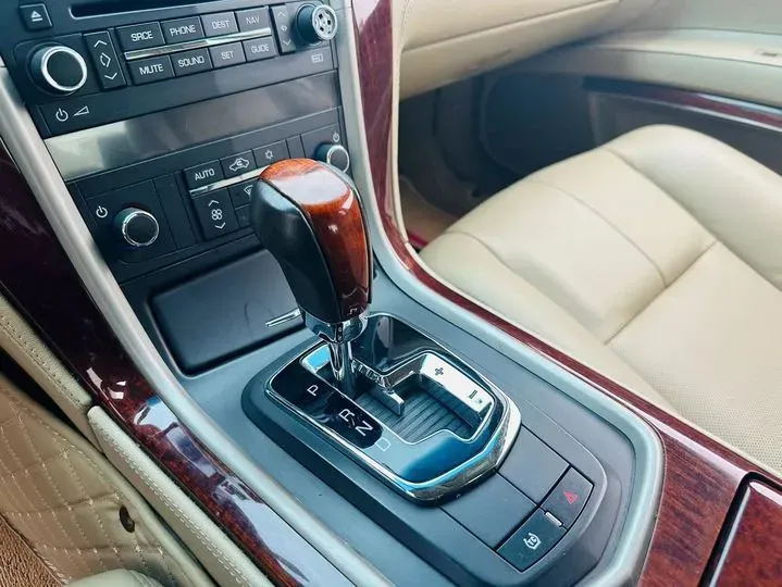 2012 Cadillac SLS 2.0T 262HP L4 6AT,autocango,china used car exporter,china ev exporter,chinese used car exporter,chinese used ev exporter