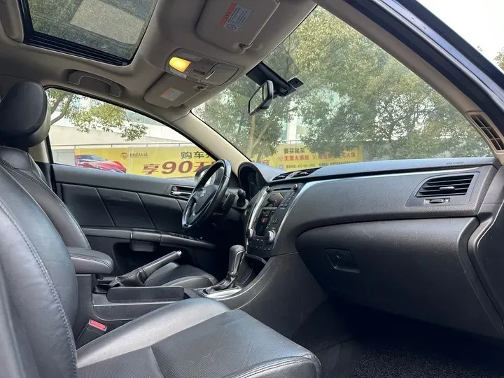 2011 Suzuki Kizashi 2.4L 178HP L4 CVT,autocango,china used car exporter,china ev exporter,chinese used car exporter,chinese used ev exporter