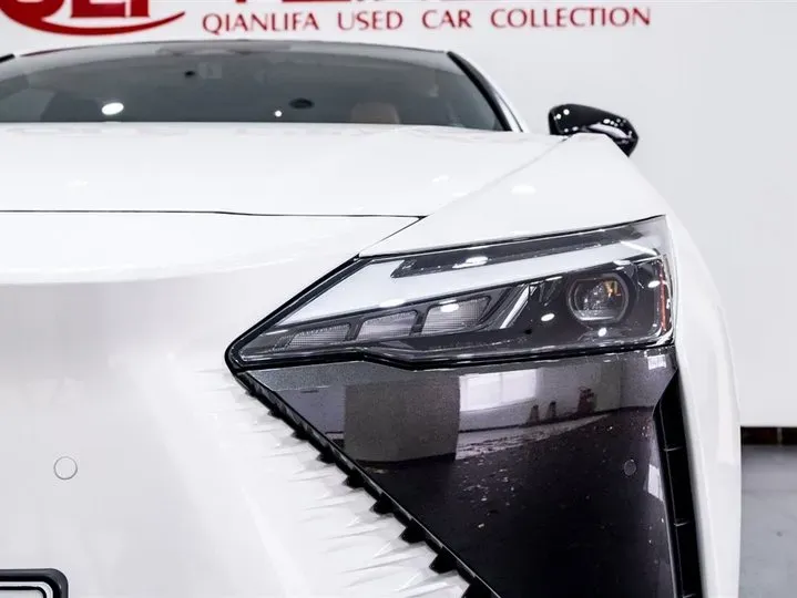 2023 Lexus RZ BEV 66KWH,autocango,china used car exporter,china ev exporter,chinese used car exporter,chinese used ev exporter