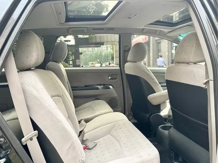 2006 Mitsubishi Grandis 2.4L 165HP L4 4AT,autocango,china used car exporter,china ev exporter,chinese used car exporter,chinese used ev exporter