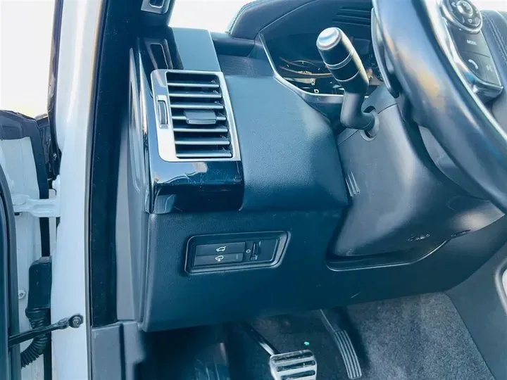 2020 Mansory Range Rover 3.0T 400HP L6 8AT,autocango,china used car exporter,china ev exporter,chinese used car exporter,chinese used ev exporter