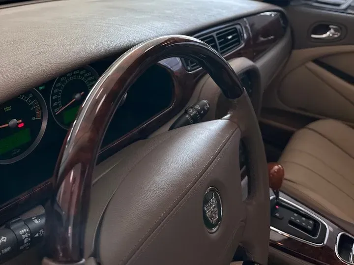 2006 Jaguar S-TYPE 3.0L 244HP V6 6AT,autocango,china used car exporter,china ev exporter,chinese used car exporter,chinese used ev exporter