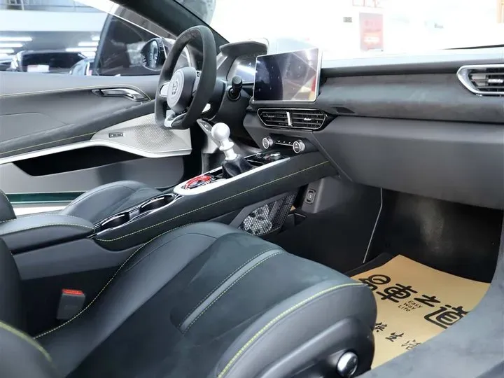 2022 Lotus EMIRA 3.5T 405HP V6 6MT,autocango,china used car exporter,china ev exporter,chinese used car exporter,chinese used ev exporter