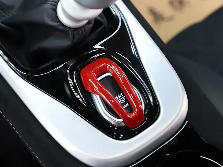 2022 Lotus EMIRA 3.5T 405HP V6 6MT,autocango,china used car exporter,china ev exporter,chinese used car exporter,chinese used ev exporter