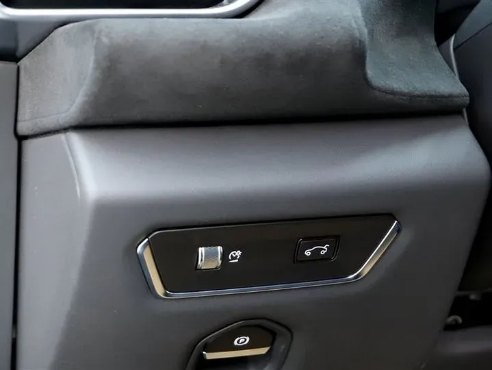 2022 Lotus EMIRA 3.5T 405HP V6 6MT,autocango,china used car exporter,china ev exporter,chinese used car exporter,chinese used ev exporter