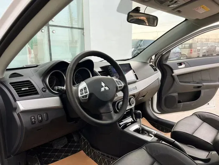 2015 Mitsubishi Lancer EX 1.8L 136HP L4 CVT,autocango,china used car exporter,china ev exporter,chinese used car exporter,chinese used ev exporter