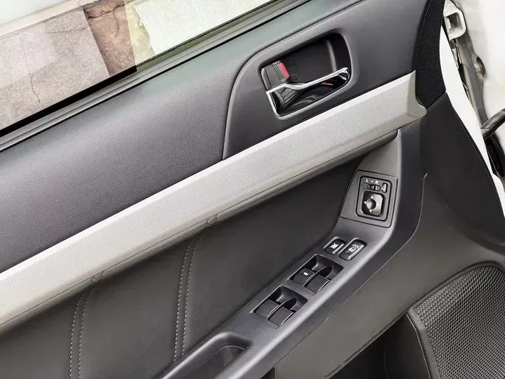 2015 Mitsubishi Lancer EX 1.8L 136HP L4 CVT,autocango,china used car exporter,china ev exporter,chinese used car exporter,chinese used ev exporter