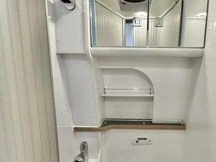 2021 MAXUS G20 RV 2.0T 224HP L4 8AT,autocango,china used car exporter,china ev exporter,chinese used car exporter,chinese used ev exporter