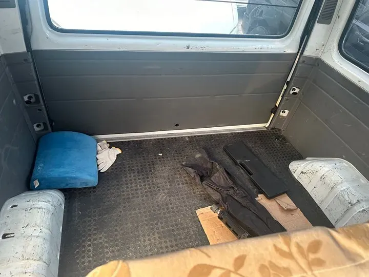 2016 Ford Classic Transit 2.4L 136HP L4 5MT,autocango,china used car exporter,china ev exporter,chinese used car exporter,chinese used ev exporter