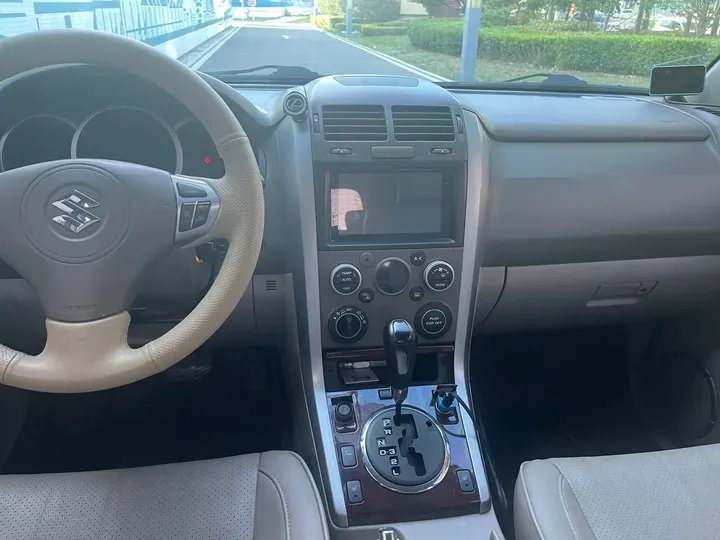 2008 Suzuki Grand Vitara 2.4L 166HP L4 4AT,autocango,china used car exporter,china ev exporter,chinese used car exporter,chinese used ev exporter