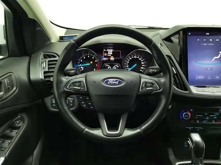 2019 Ford Kuga 1.5T 181HP L4 6AT,autocango,china used car exporter,china ev exporter,chinese used car exporter,chinese used ev exporter