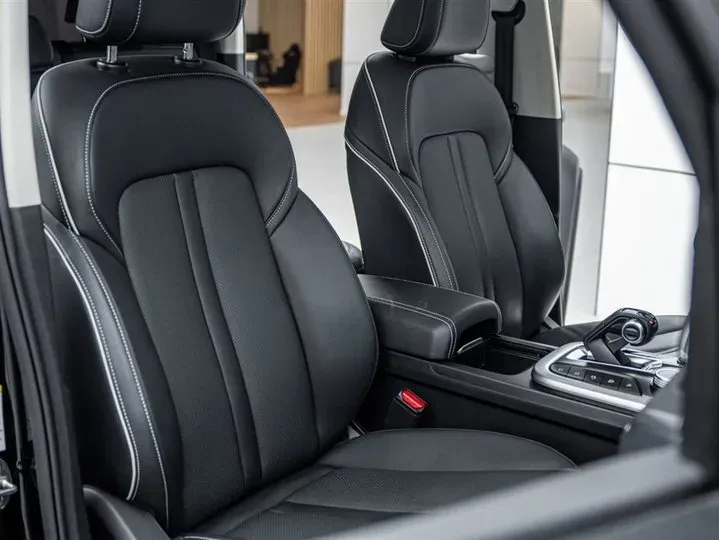 2021 Tank 300 2.0T 227HP L4 8AT,autocango,china used car exporter,china ev exporter,chinese used car exporter,chinese used ev exporter