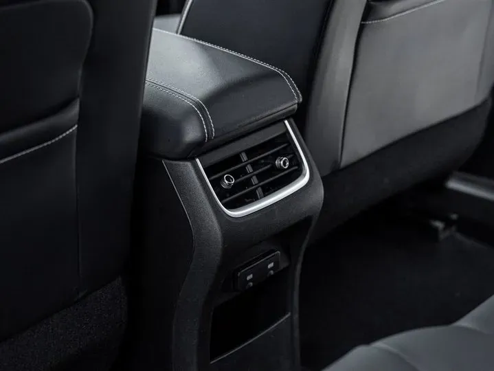 2021 Tank 300 2.0T 227HP L4 8AT,autocango,china used car exporter,china ev exporter,chinese used car exporter,chinese used ev exporter