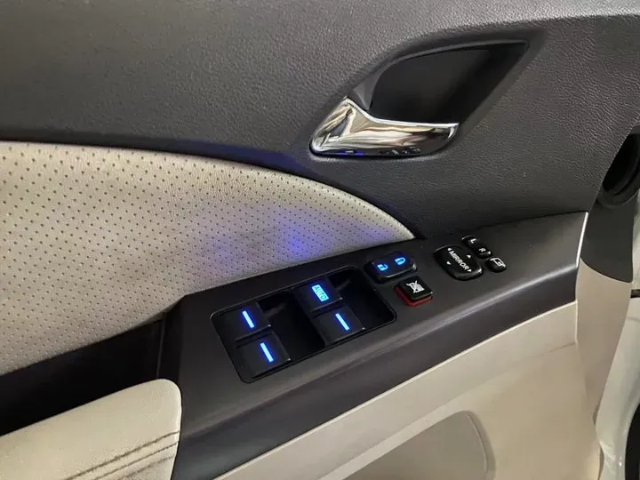 2016 BYD e6 BEV 82KWH,autocango,china used car exporter,china ev exporter,chinese used car exporter,chinese used ev exporter