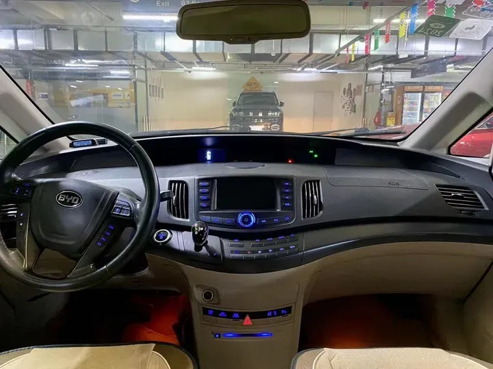 2016 BYD e6 BEV 82KWH,autocango,china used car exporter,china ev exporter,chinese used car exporter,chinese used ev exporter