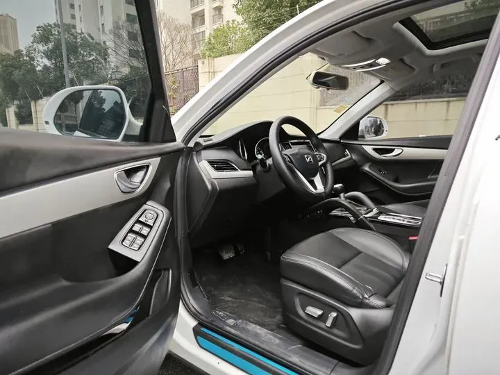 2016 Zotye SR7 1.5T 150HP L4 CVT,autocango,china used car exporter,china ev exporter,chinese used car exporter,chinese used ev exporter