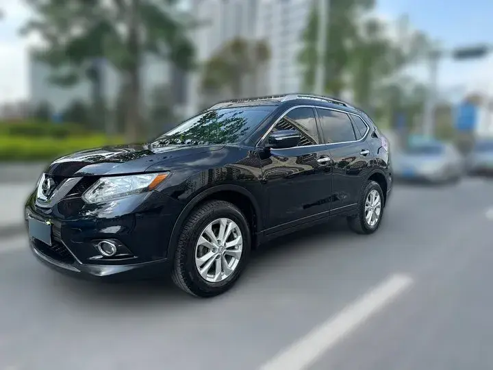 2015 Nissan X-Trail 2.5L 186HP L4 CVT