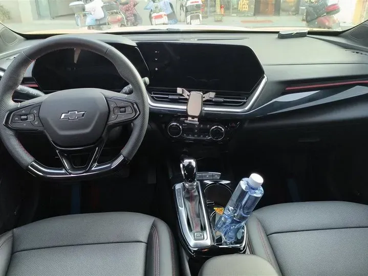 2022 Chevrolet Seeker 1.5T 184HP L4 CVT,autocango,china used car exporter,china ev exporter,chinese used car exporter,chinese used ev exporter