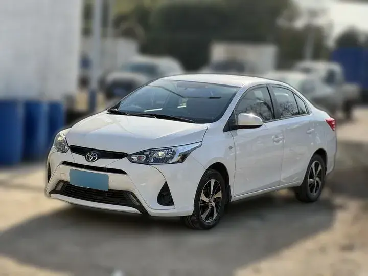 2017 Toyota Yaris L 1.5L 107HP L4 CVT