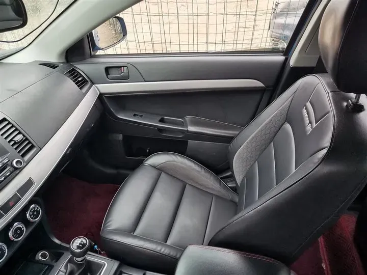 2015 Mitsubishi Lancer EX 1.6L 113HP L4 5MT,autocango,china used car exporter,china ev exporter,chinese used car exporter,chinese used ev exporter