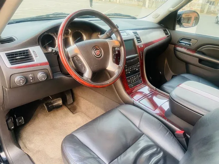 2010 Cadillac ESCALADE 6.0L 337HP V8 E-CVT Hybrid,autocango,china used car exporter,china ev exporter,chinese used car exporter,chinese used ev exporter