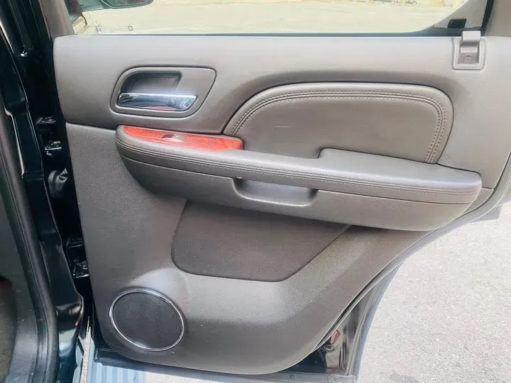 2010 Cadillac ESCALADE 6.0L 337HP V8 E-CVT Hybrid,autocango,china used car exporter,china ev exporter,chinese used car exporter,chinese used ev exporter