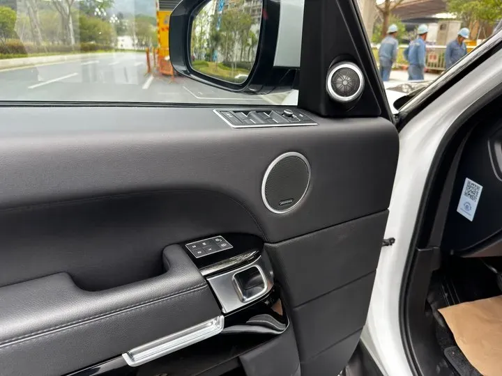 2020 Mansory Range Rover 3.0T 400HP L6 8AT,autocango,china used car exporter,china ev exporter,chinese used car exporter,chinese used ev exporter