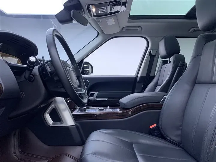 2020 Mansory Range Rover 3.0T 400HP L6 8AT,autocango,china used car exporter,china ev exporter,chinese used car exporter,chinese used ev exporter