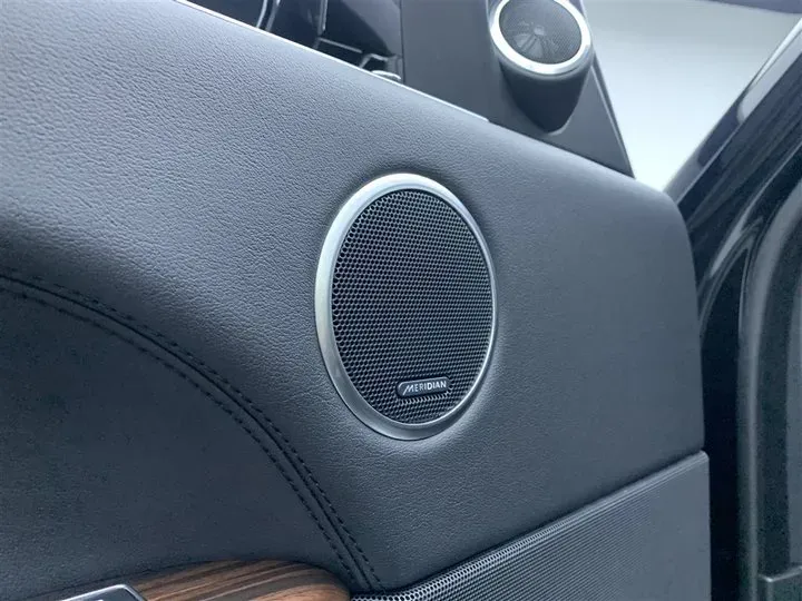 2020 Mansory Range Rover 3.0T 400HP L6 8AT,autocango,china used car exporter,china ev exporter,chinese used car exporter,chinese used ev exporter