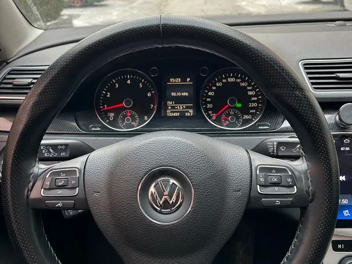 2015 Volkswagen Magotan 1.8T 160HP L4 7DCT,autocango,china used car exporter,china ev exporter,chinese used car exporter,chinese used ev exporter